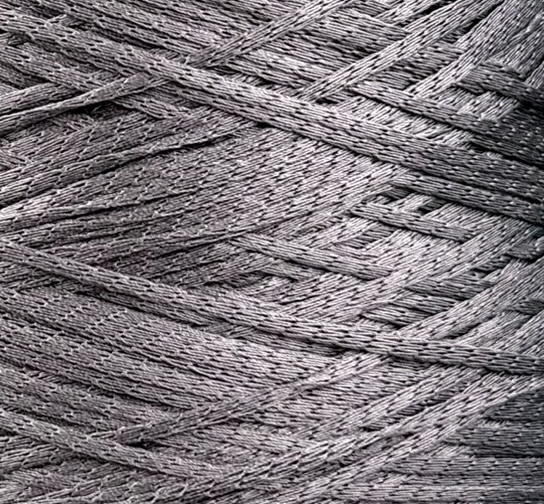 Art. Perla – 100 % Seidengarn 390 m / 100 g col. Rauchgrau
